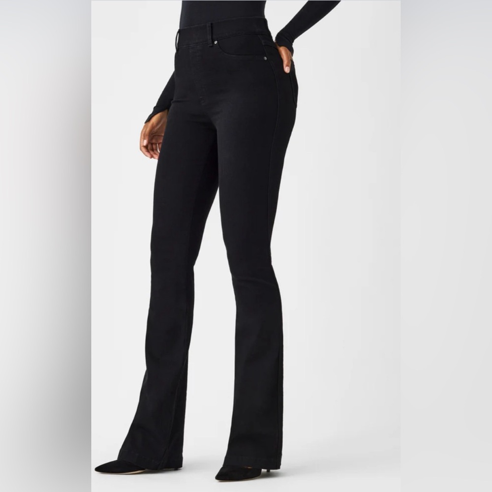 SPANX Flare Jeans in Clean Black - Size L Petite NWT